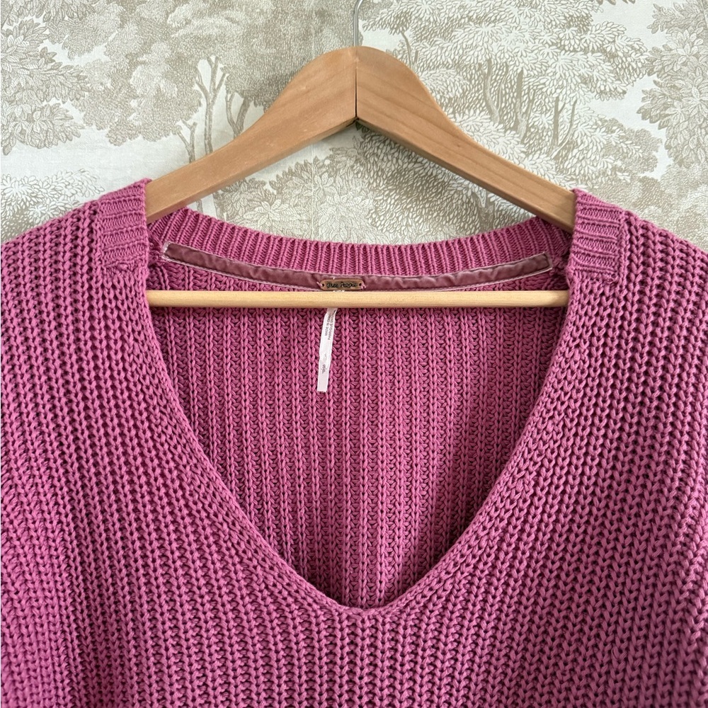 Free People Rose Pink V-Neck Bell Sleeve Sweater - Picture 9 of 10